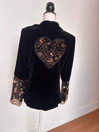 Paparazzi - Women's Velvet Blazer With Thread Cutwork