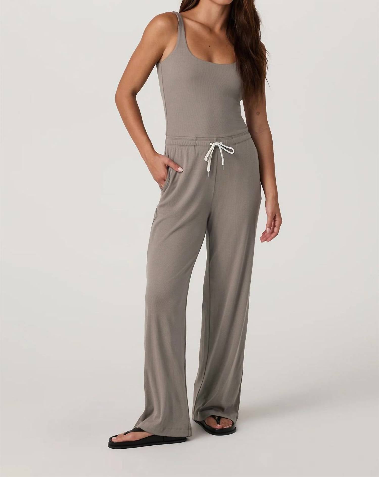 Vuori - Pose Scoop Jumpsuit