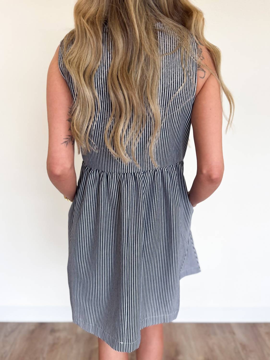Buttermelon - Townes Mini Stripe Bowknot Mini Dress