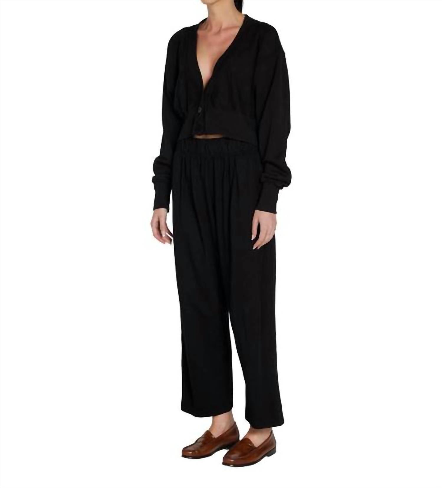 LES TIEN Penny Pleated Pant in jet black - women's pants - detail view