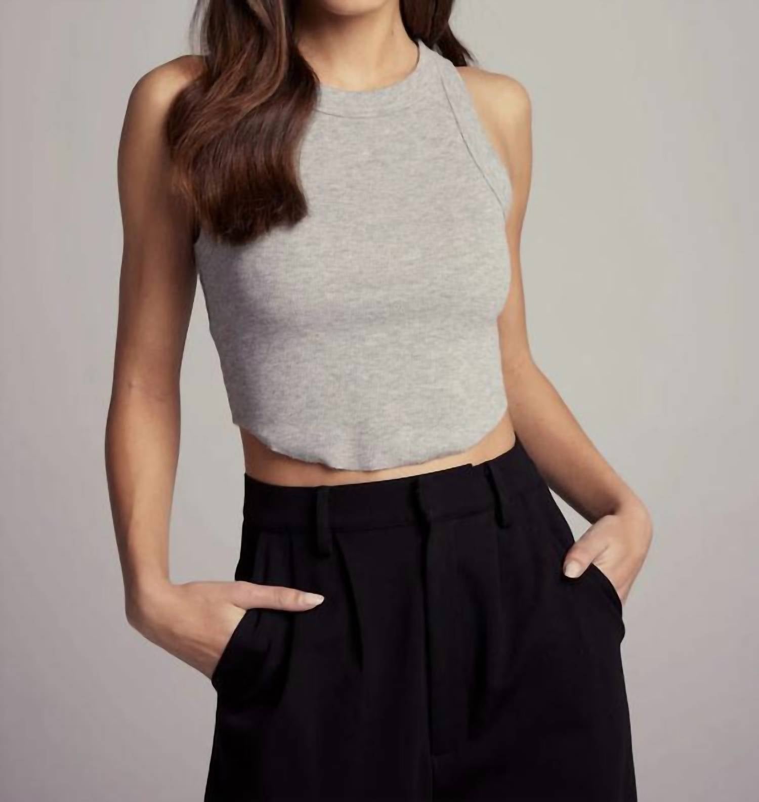 Sundays - Annika Tank