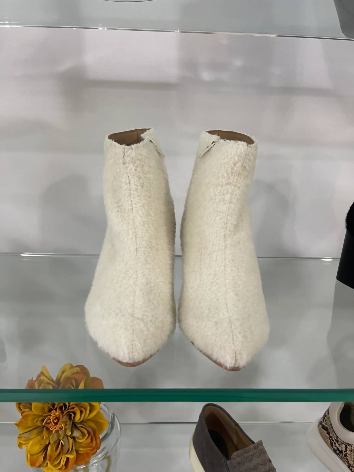 HUMA BLANCO Women's Vania Boots in ivory alpaca - women's shoe - detail view