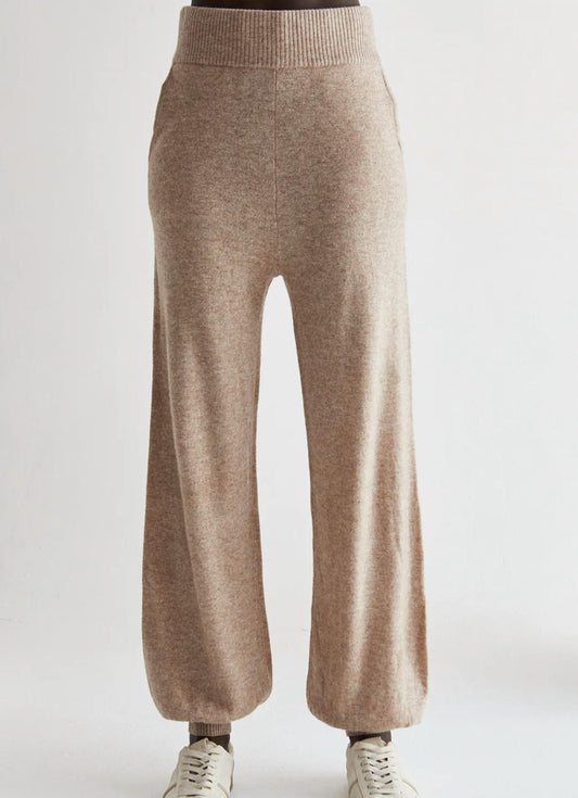 Crescent - Women's Evelyn Cozy Joggers