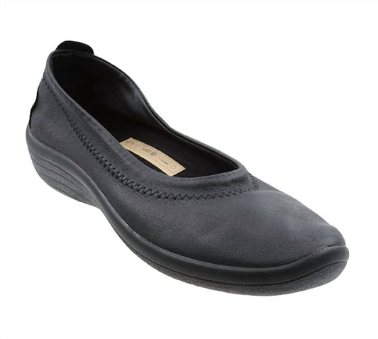 Arcopedico - Women's Guaja Shoes