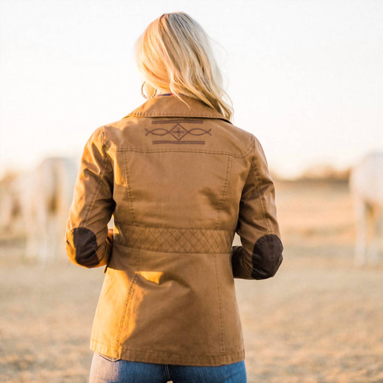 Madison Creek Outfitters Hayes Safari Jacket in tan - women's jacket - detail view