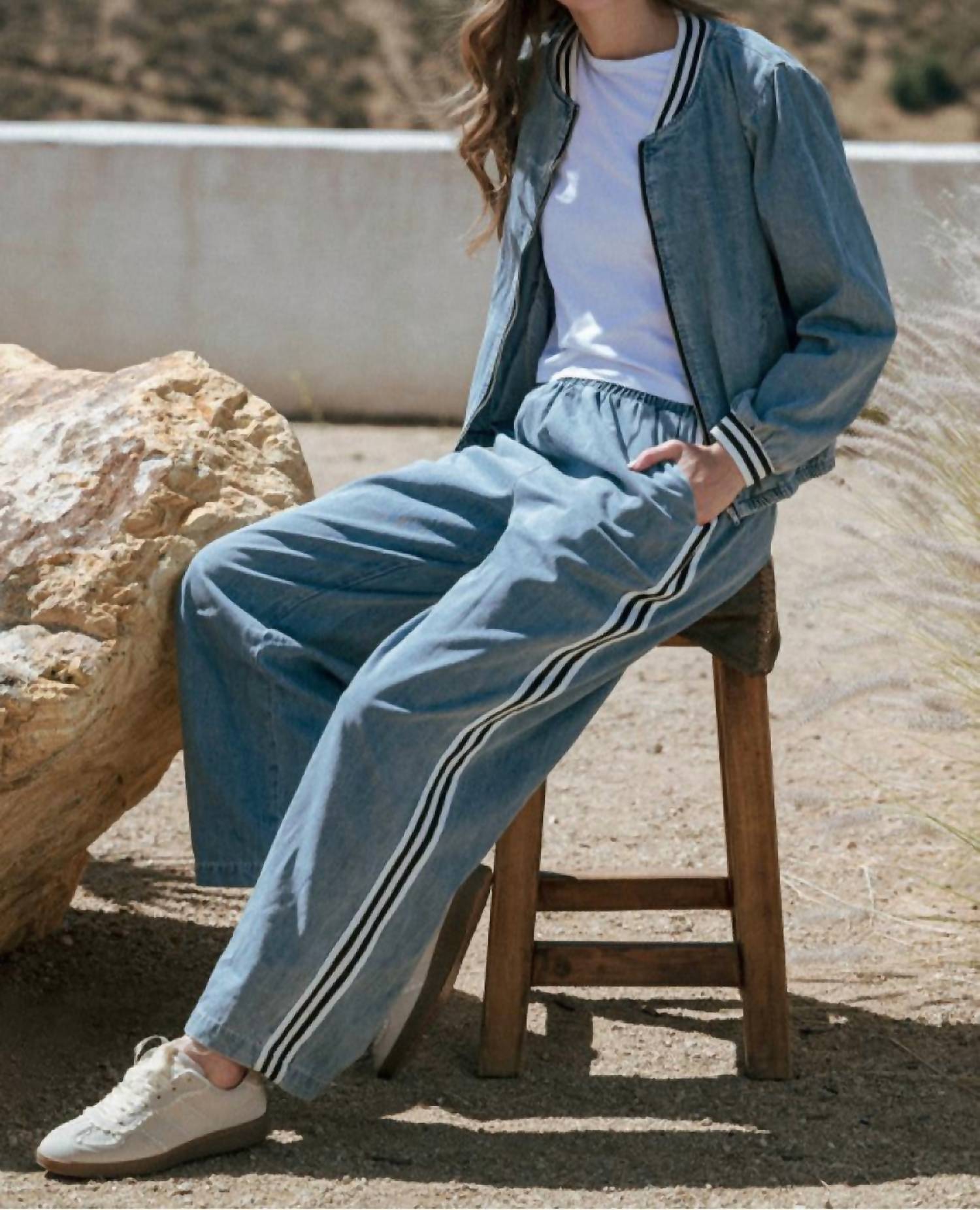 Jodifl - Pull On Side Stripe Denim Pants