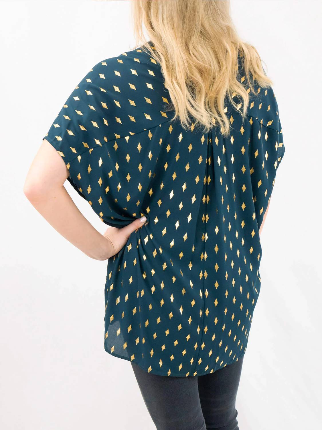 Adrienne - V-neck Top