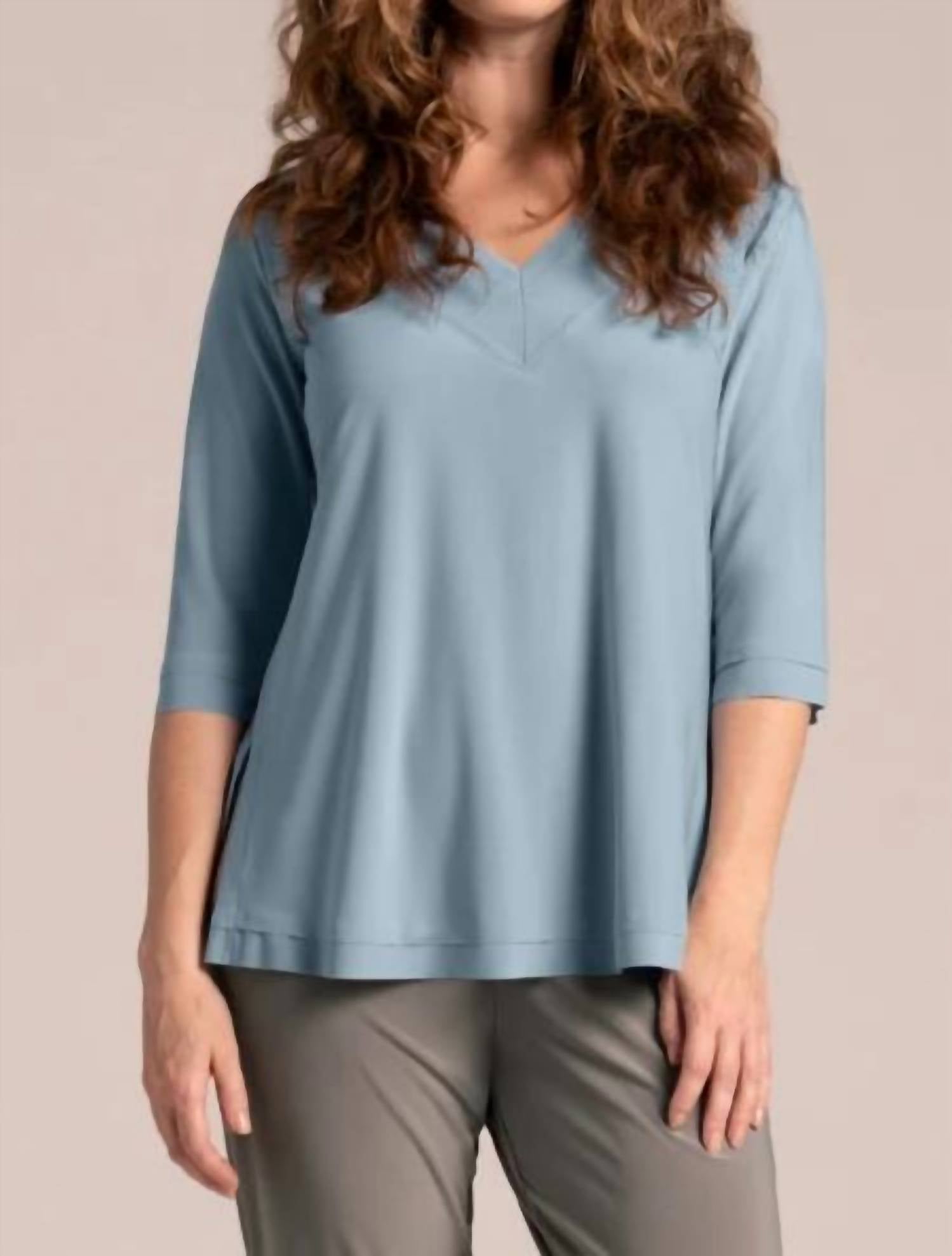 Sympli - Splice V-neck Go To Top