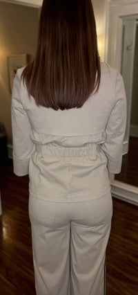 Lysse Dakota Cropped Trench Coat in beige - women's jacket - detail view