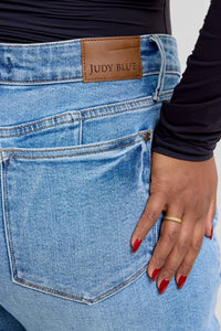 Judy Blue - Tummy Control Vintage Wash Straight Leg Jeans - Petite