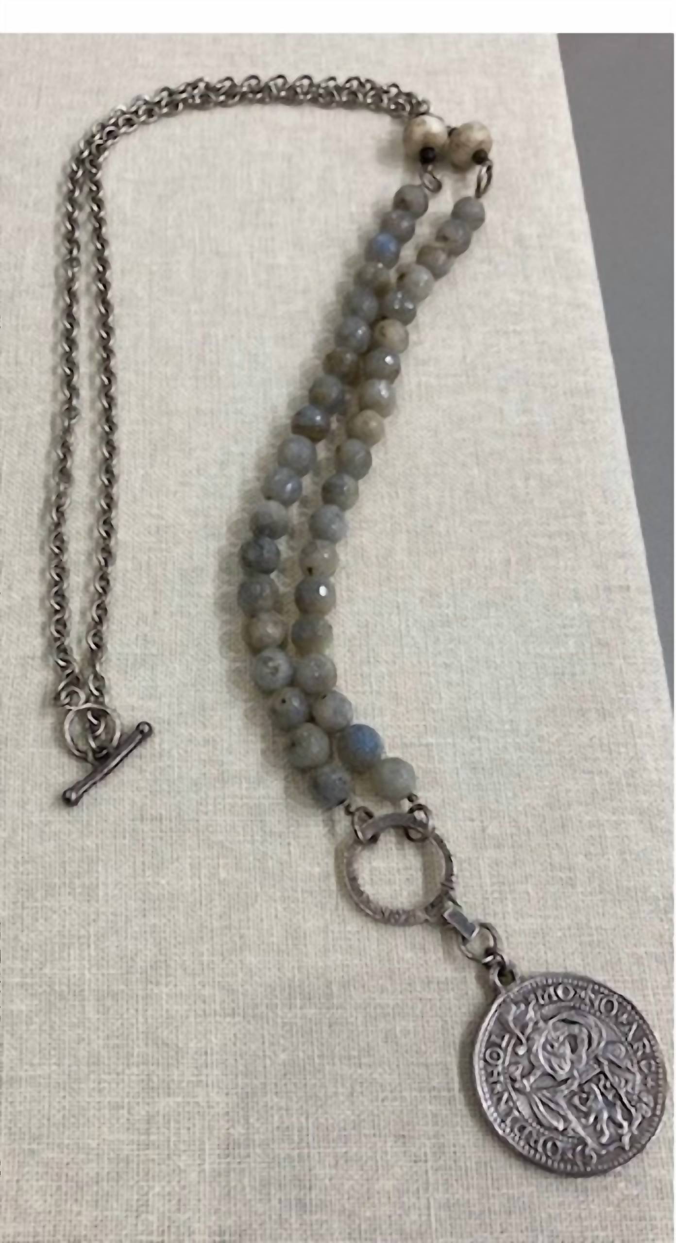 French Kande PRE LOVED Daalder William Medallion Chain in silver and labradorite - women's jewelry - view 5