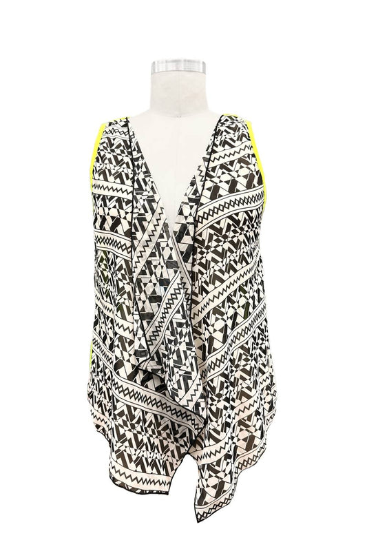Paparazzi - Geometric Open Front Drape Vest With Keyhole Back