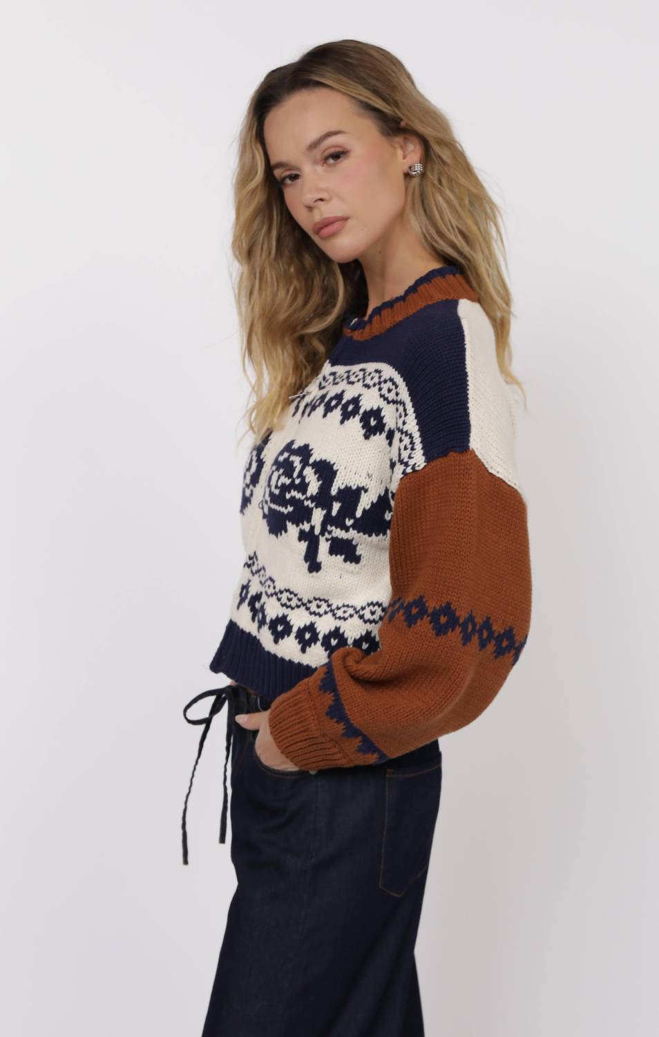 Sage The Label - Sweet Rose Jacquard Zip Sweater Jacket