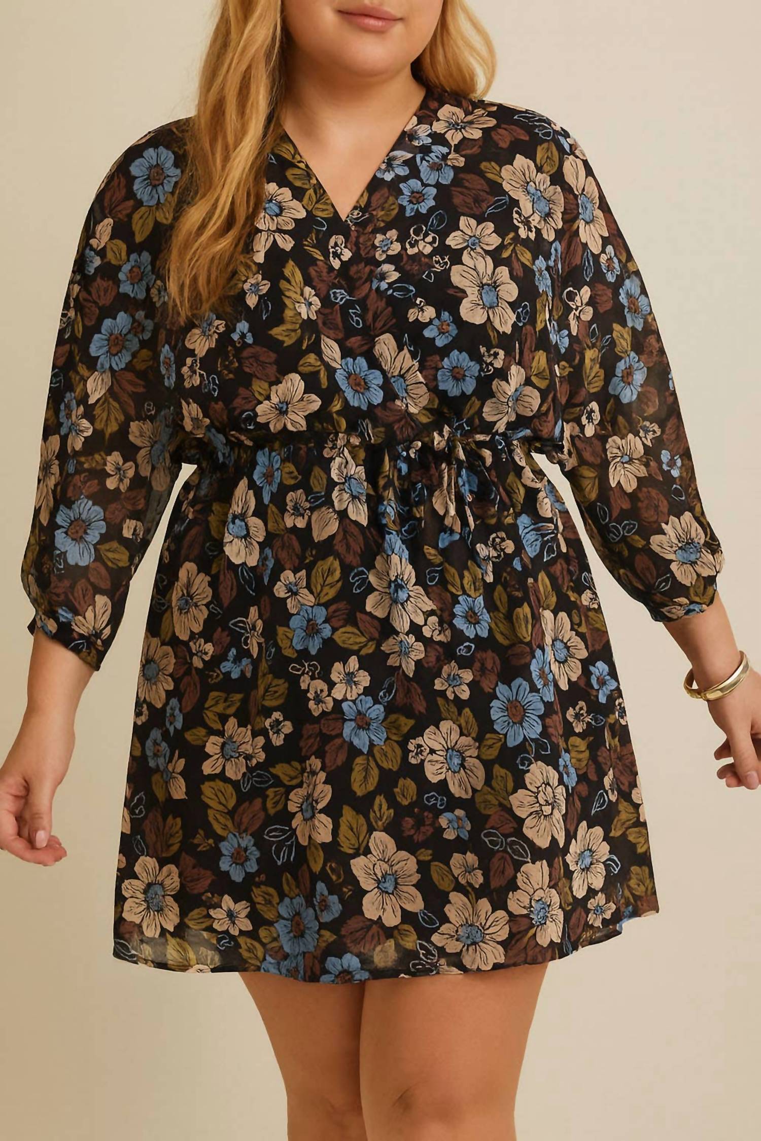 Gilli - Surplice Shirring 3/4 Sleeve Floral Dress - Plus