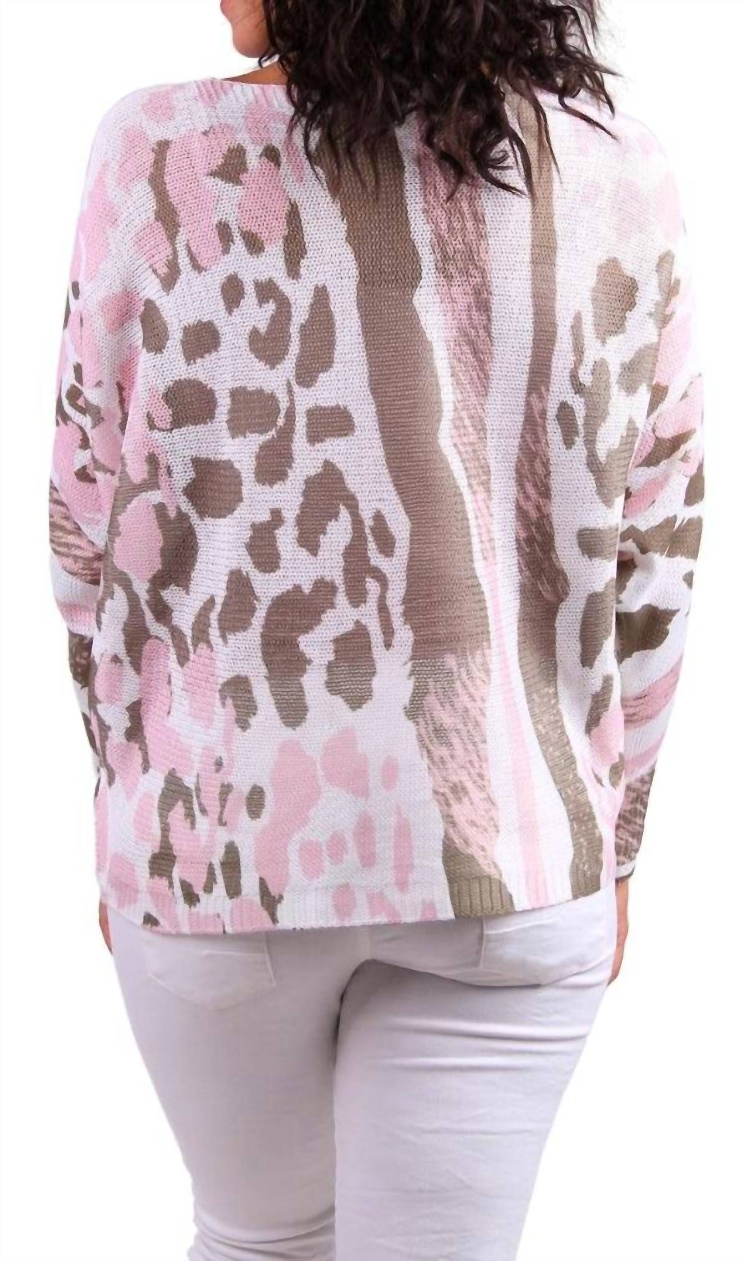 Gigi Moda - Daria Batwing Sweater with Cheetah Print