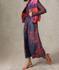 Emily Lovelock - Kim Vest