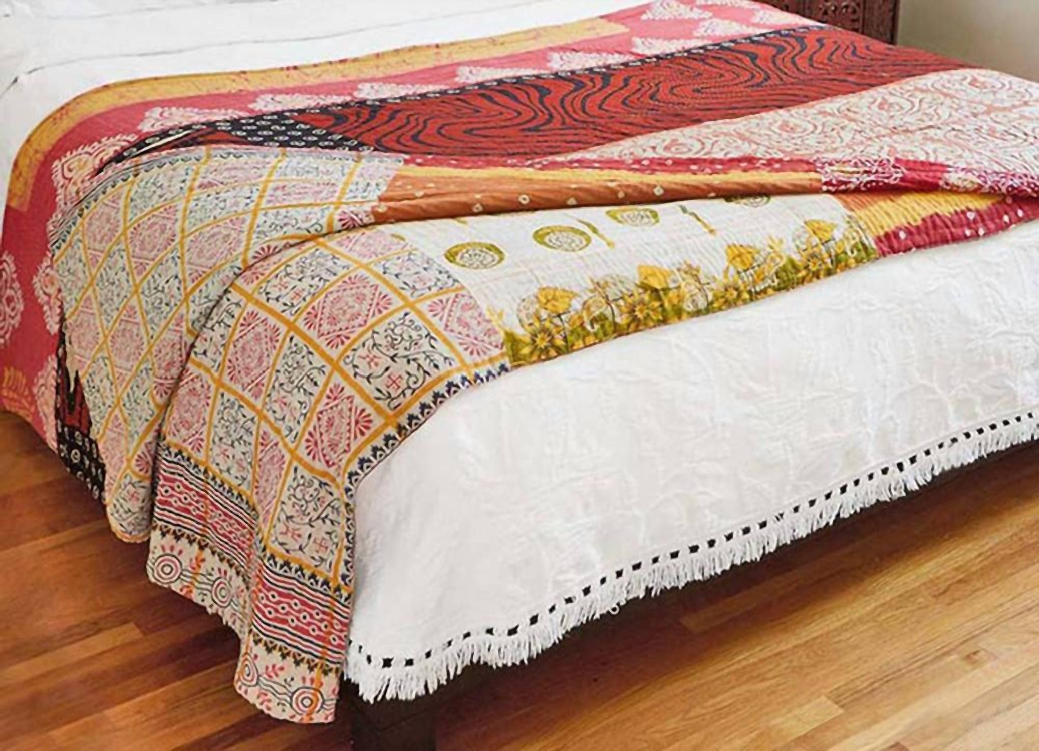 Kizuri - Queen-size Kantha Patchwork Quilt Bedding