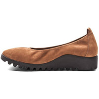 Aetrex Women's Brianna Ballet Flat in scotch 1 - women's flats - detail view