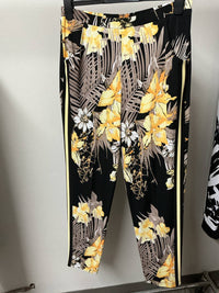 Frank Lyman - Floral Pants