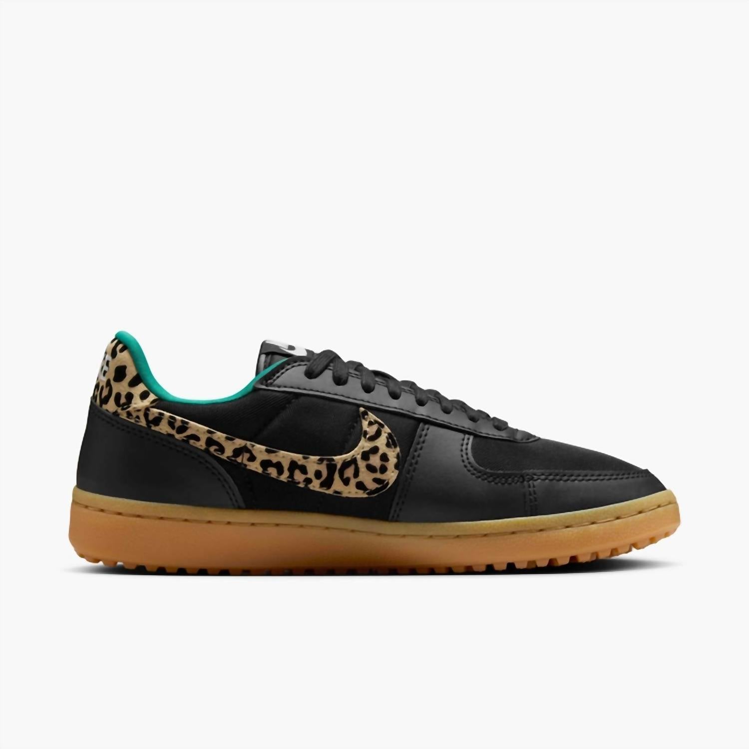 Nike - Women's Field General Se Sneakers