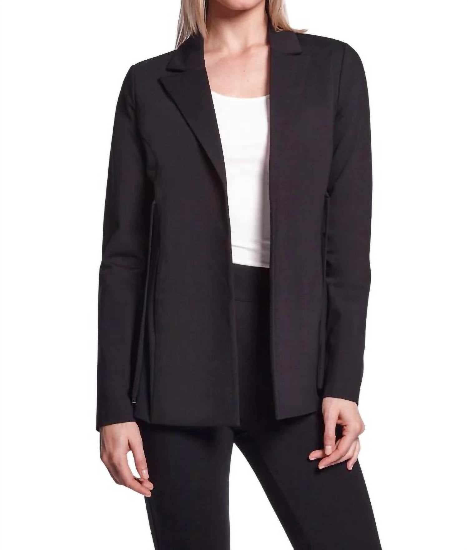 Capsule 121 - EXTREME BLAZER