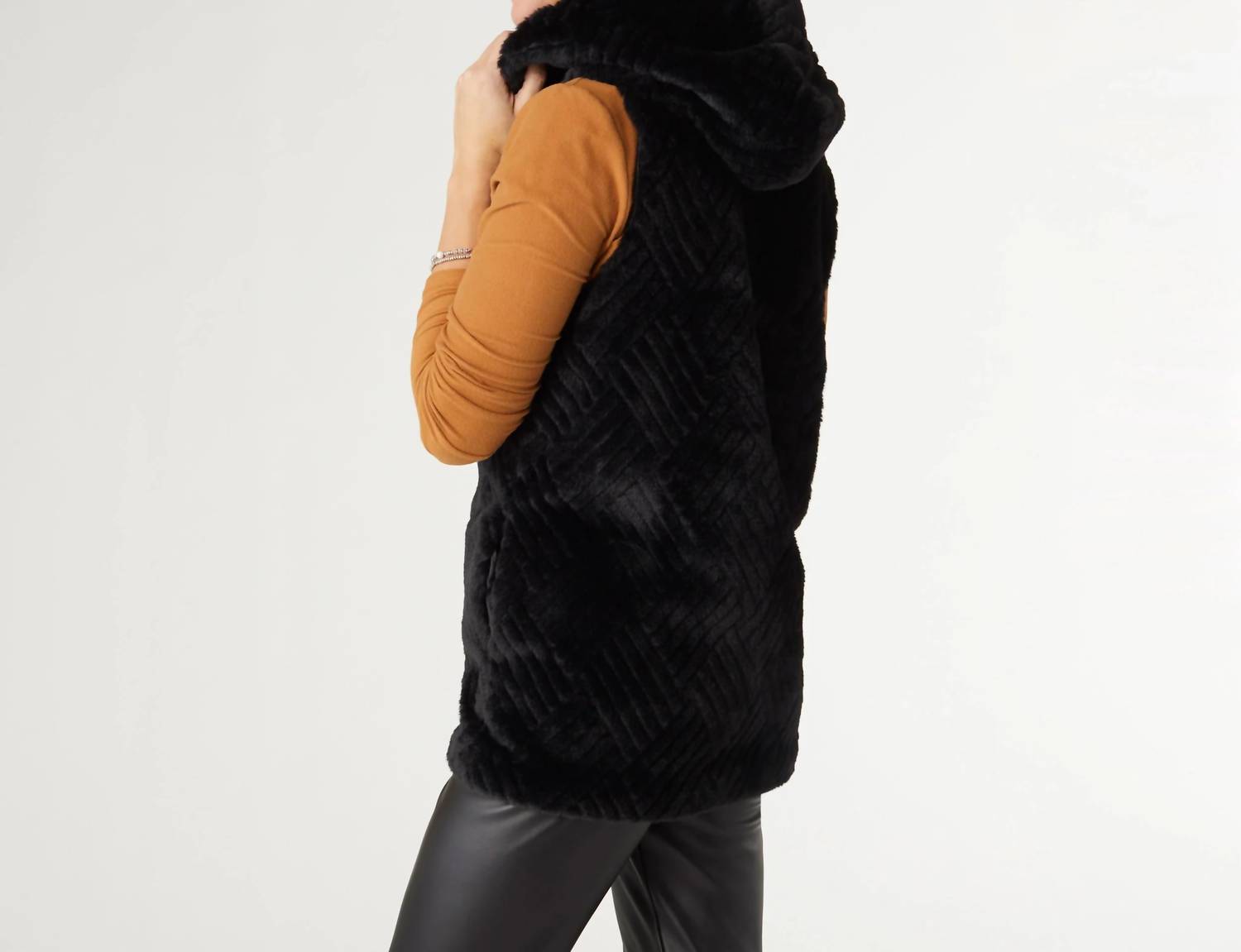 Coco + Carmen - Lyric Faux Fur Hooded Vest
