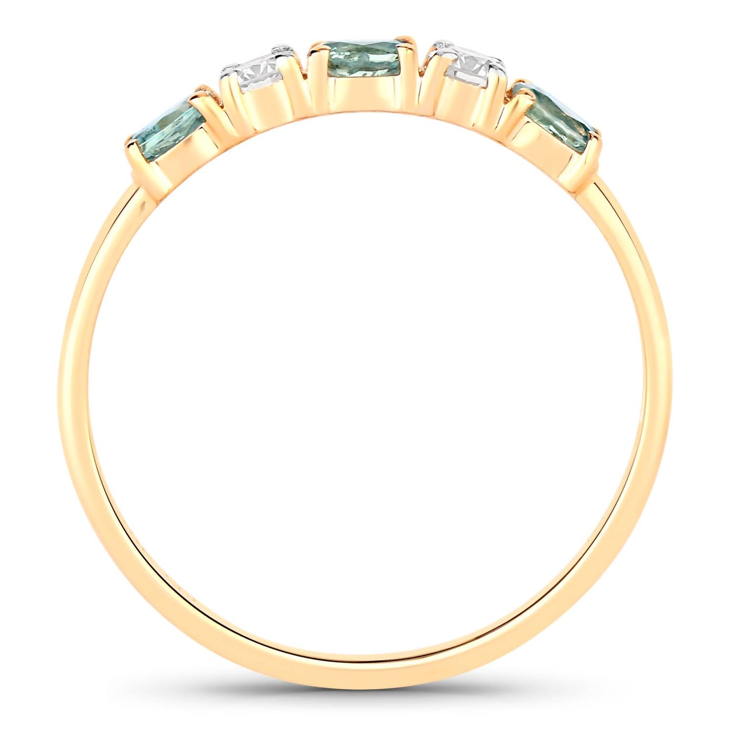 Diana M Jewels Women's Oval Natural Alexandrite Fashion Ring (0.56 Ct) - Delicate in 18k yellow gold - women's jewelry - detail view