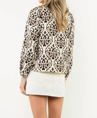 Thml - STRIKING ORNAMENTAL PRINT V-NECK TOP