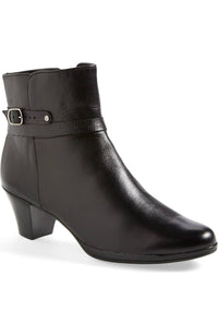 Munro Women's Dylan Boots in black leather - women's shoe