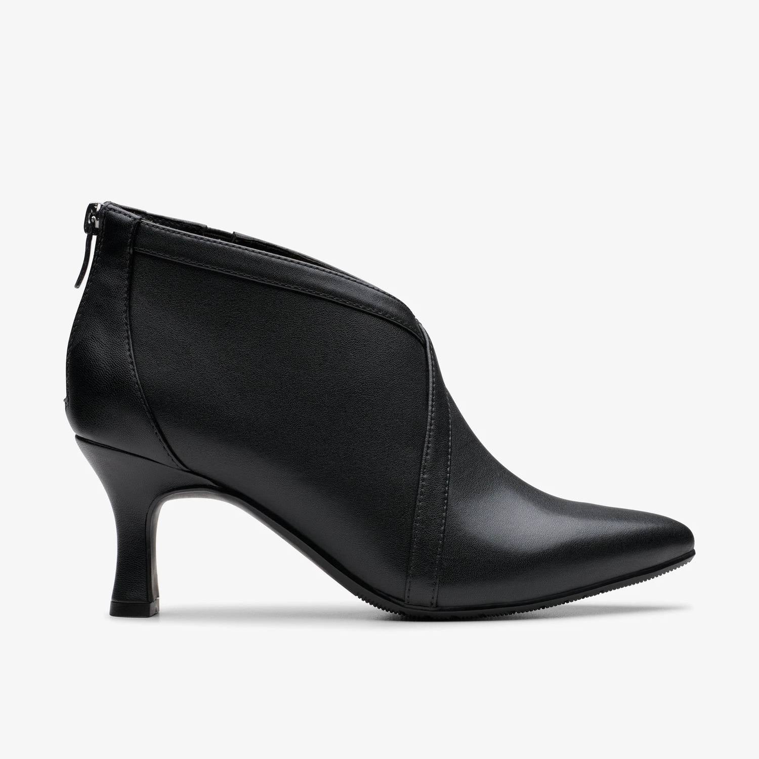 Clarks Women's Kataleyna Sol Leather Ankle Boots in black - women's shoe