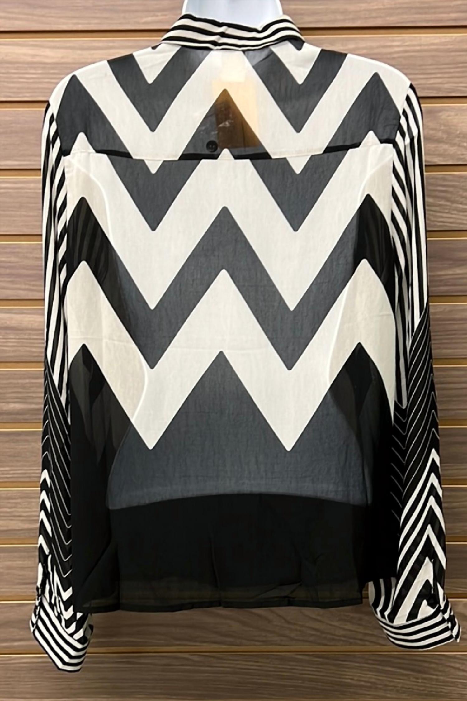 Moa - Women's Geometric Button Down Blouse