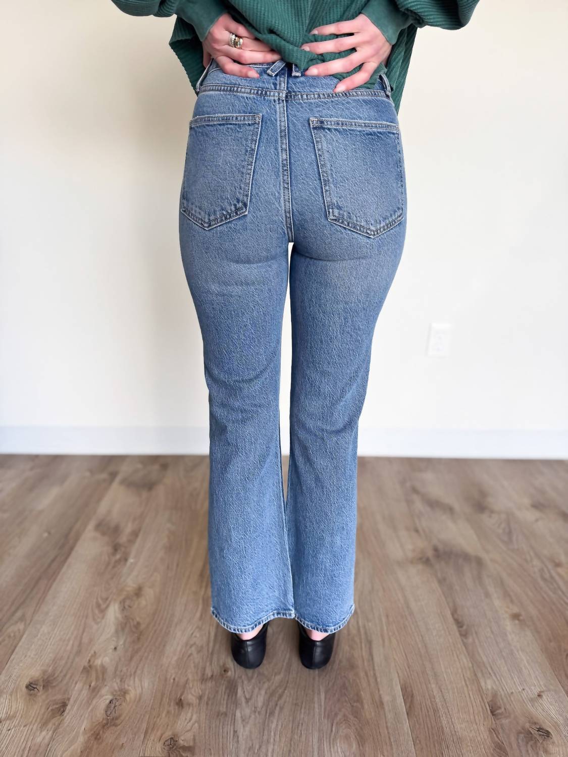 PISTOLA Ally High Rise Vintage Ankle Boot Jeans in blue 1 - women's jeans - detail view