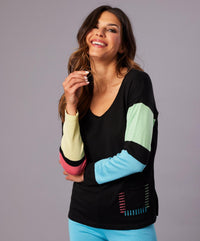 French Kyss - Patch Pocket V-neck Top