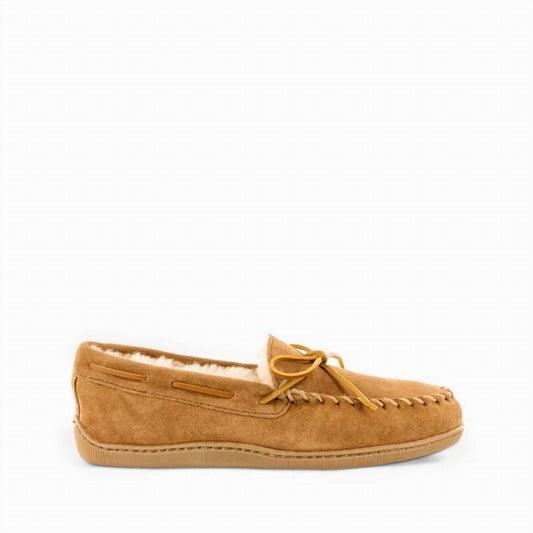 Minnetonka - Men's Sheepskin Hardsole Moccasin