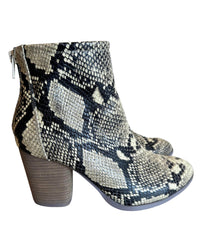 Women's Avery Heeled Bootie