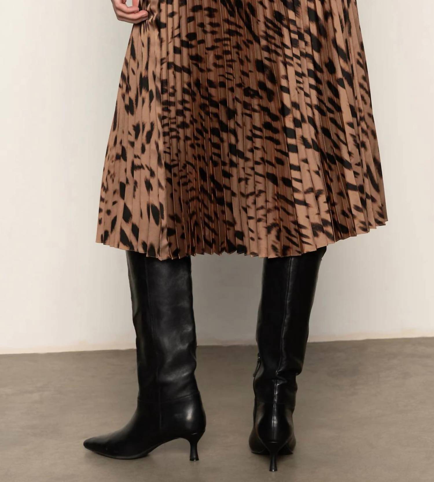 Sanctuary - Nostalgia Pleated Midi Skirt