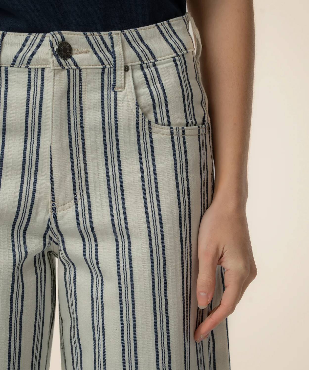 Kut From The Kloth - Gwen Stripe Twill High Rise Wide Straight Leg Pants