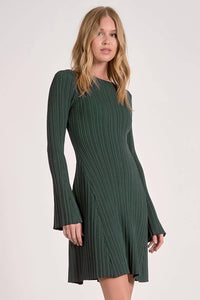 Elan - Crewneck Longsleeve Dress