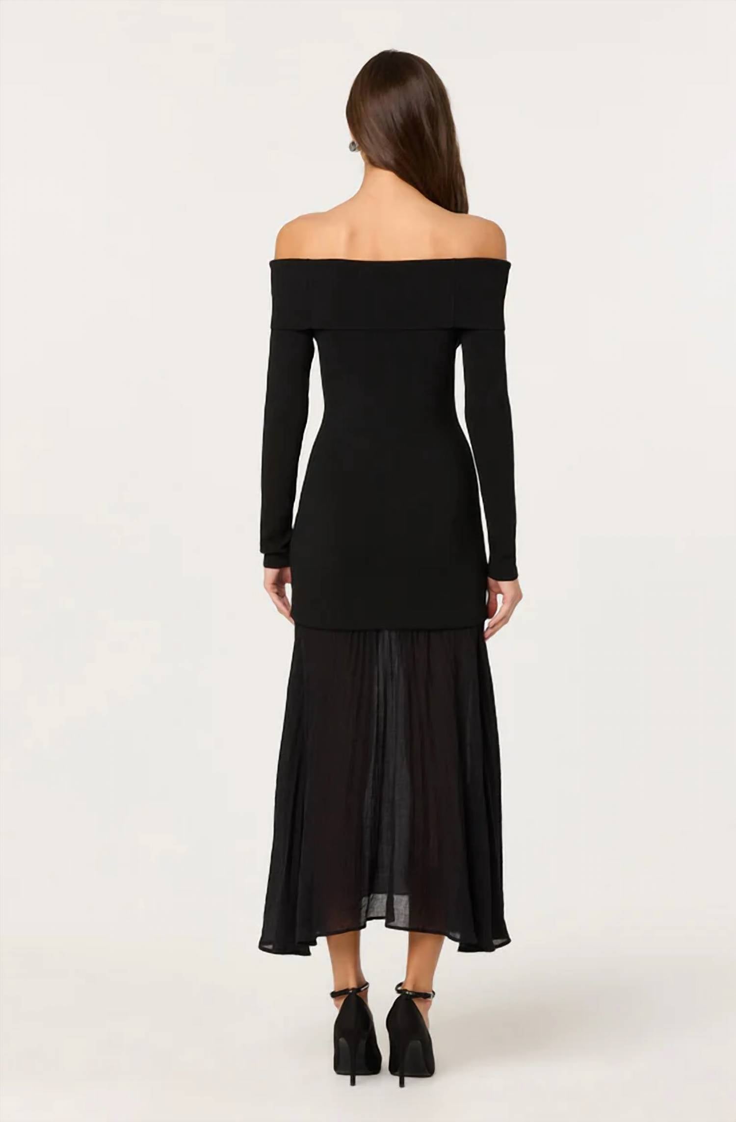 Astr - Lidia Off-shoulder Pleated Midi Dress