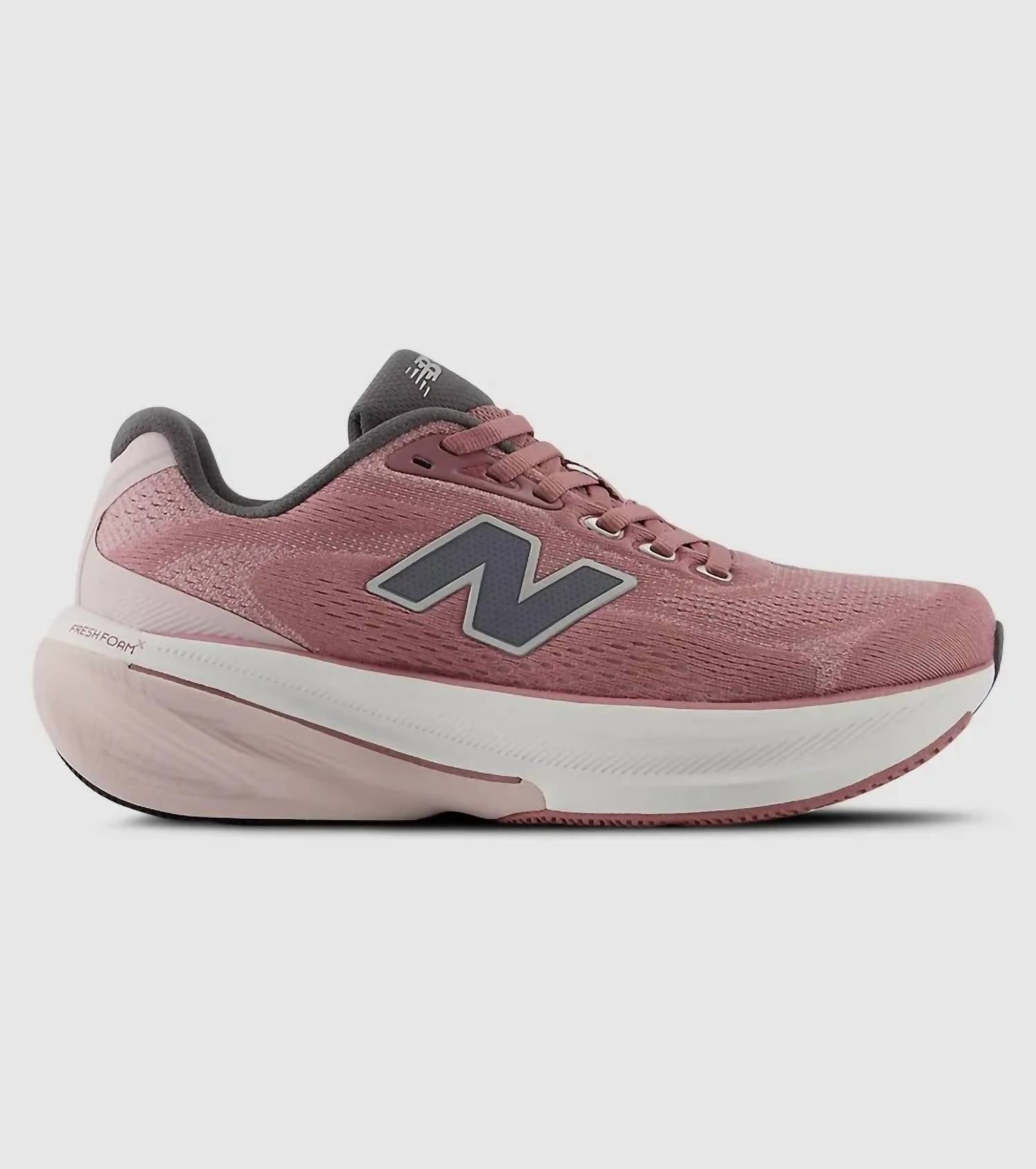 New Balance - Women's 860v15 Shoe