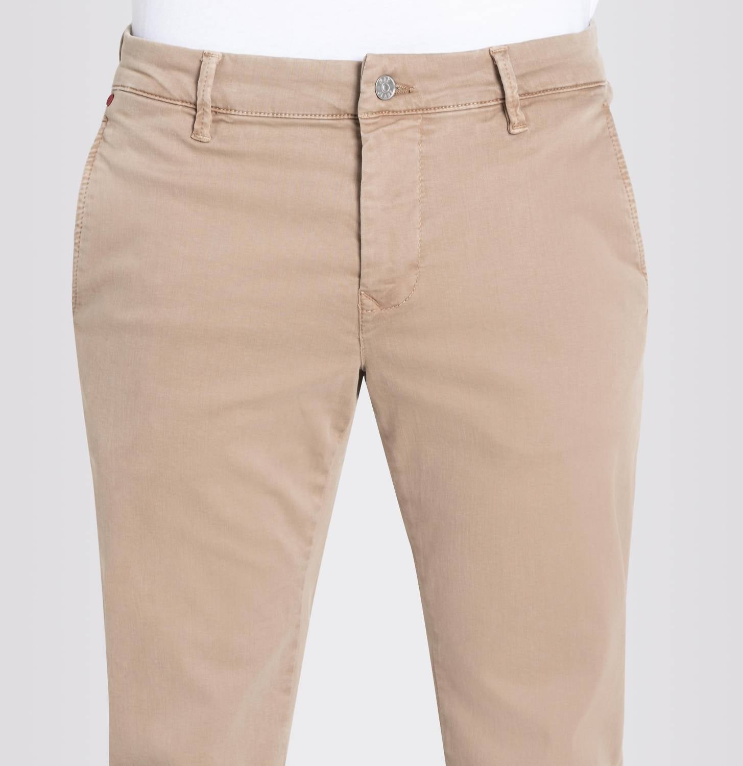 Men Modern Fit Driver Pant