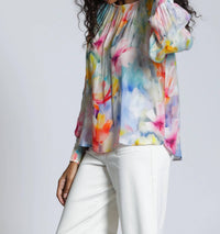 Apny - Pullover Blouse With Smocked Cuff