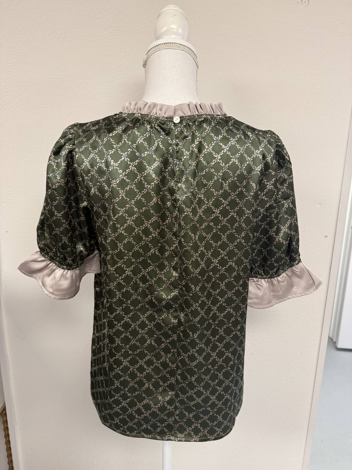 Voy - Women's Vintage Elegance Top