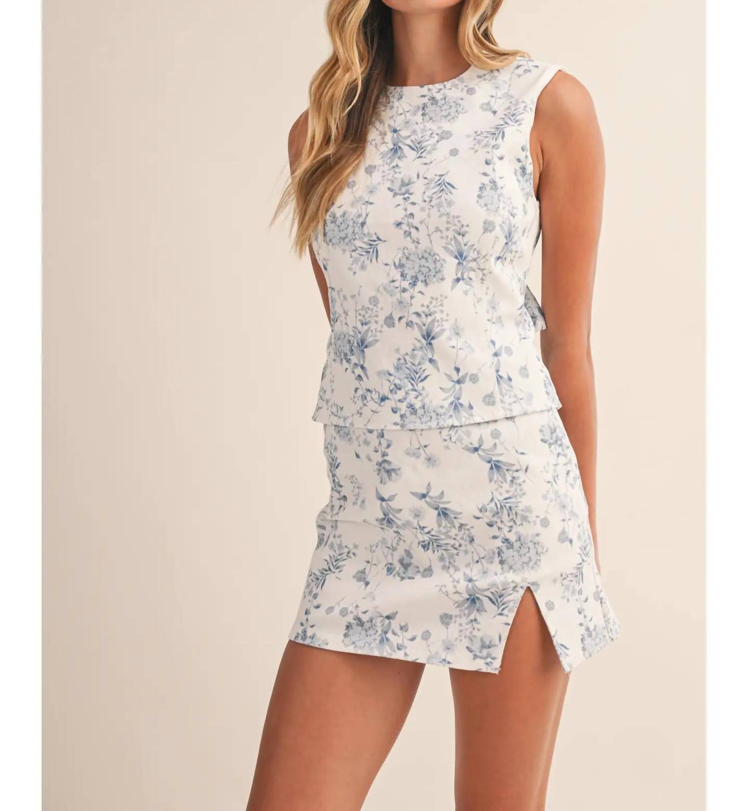 Klesis - Tinsley Floral Printed Open Back Skort Set