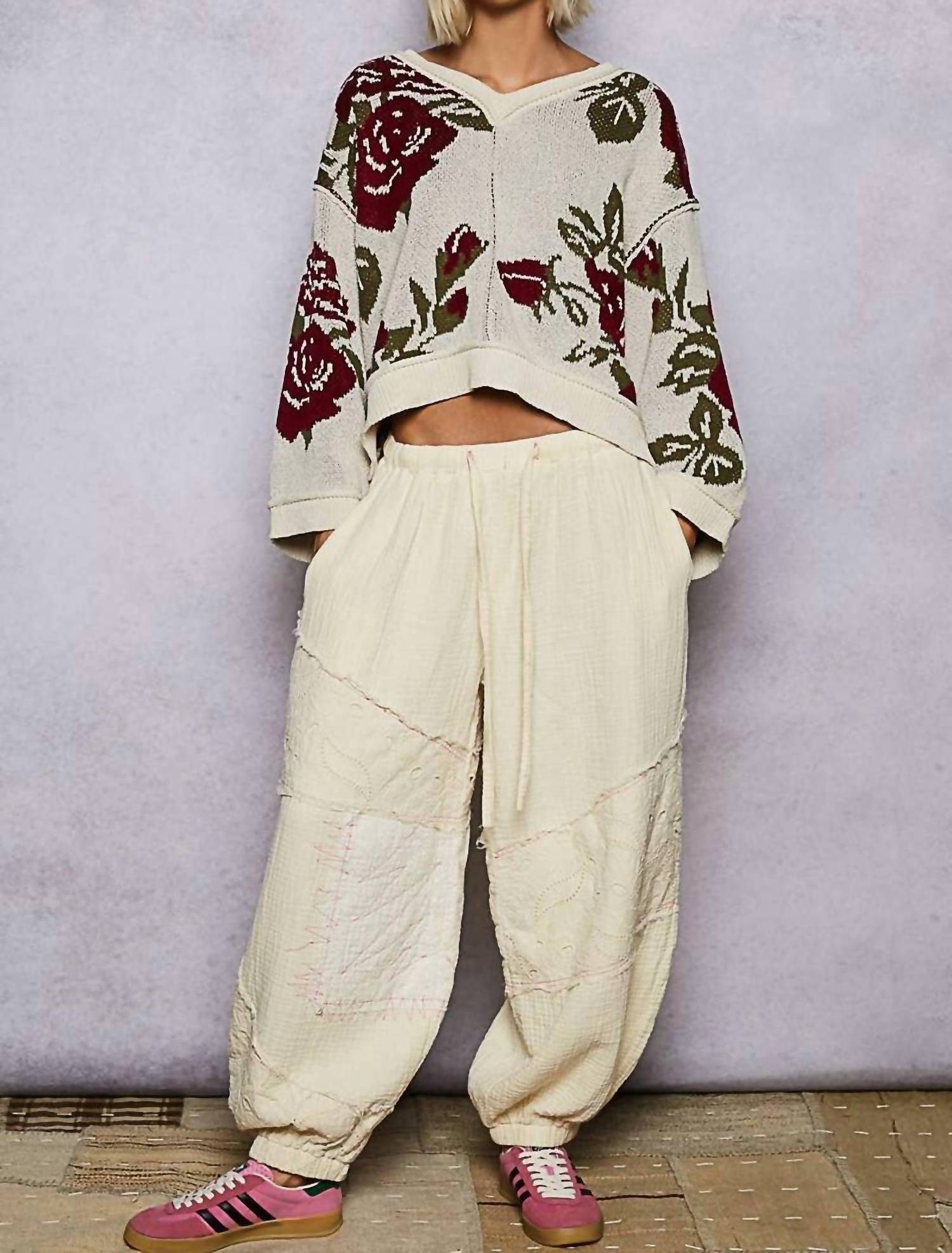 Pol - Long Sleeve Contrast Floral Exposed Seam Detail Sweater Top