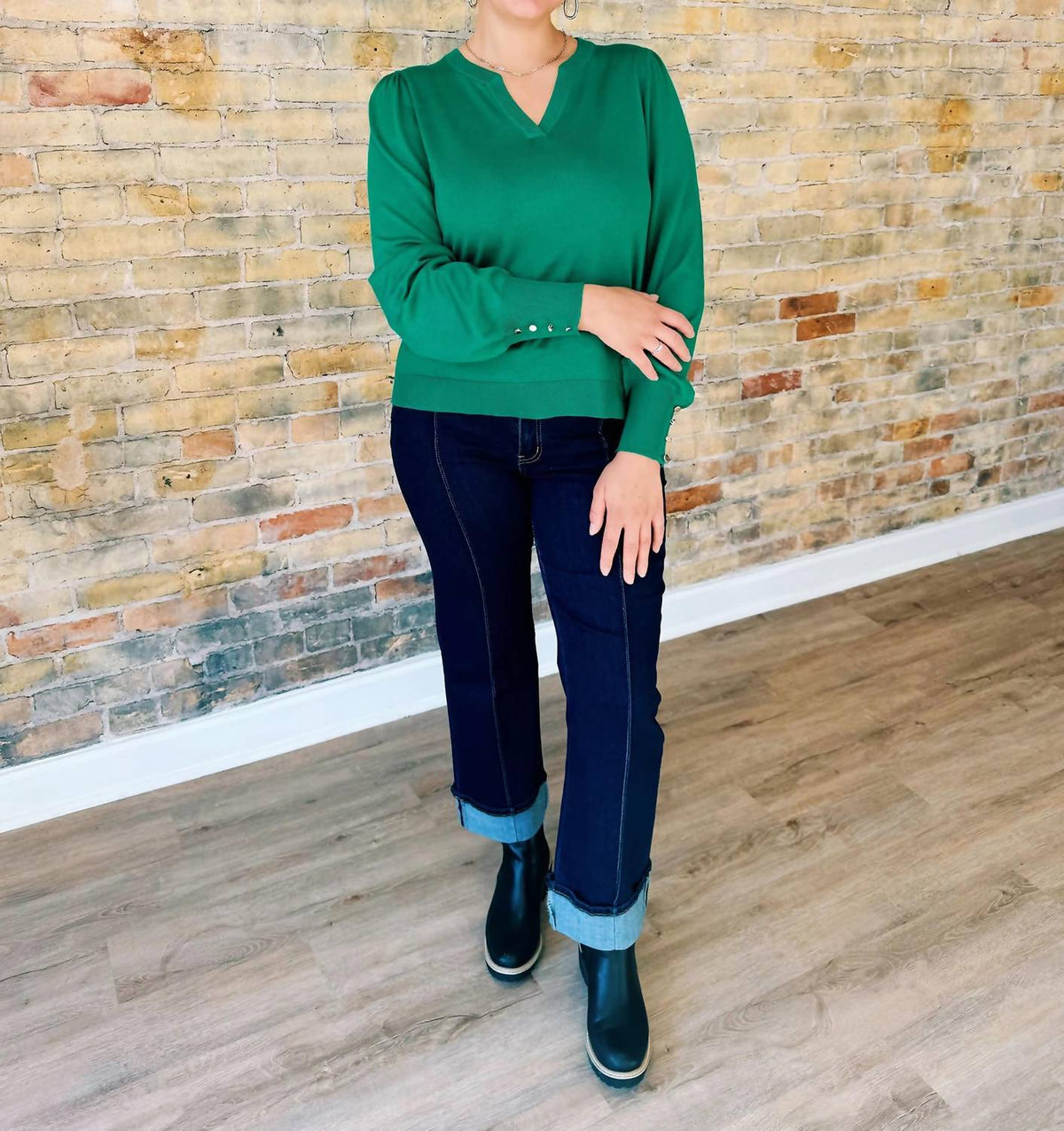 Coco Y Club - Vivian V-neck Sweater