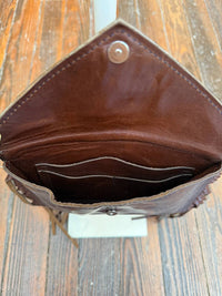 Alexis Drake - Women's Envelope Cellphone Crossbody Bag