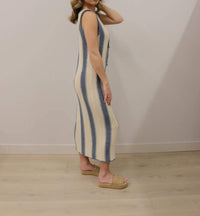 Mustard Seed - Knit Deep V-neck Tie Front Midi Dress