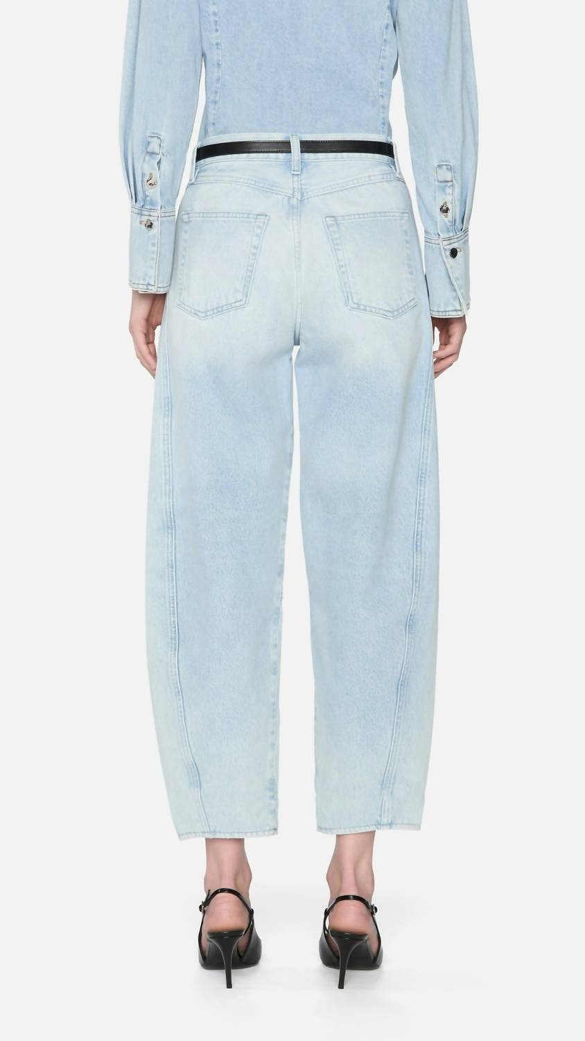 Frame - Twisted Barrel Mid Rise Jeans
