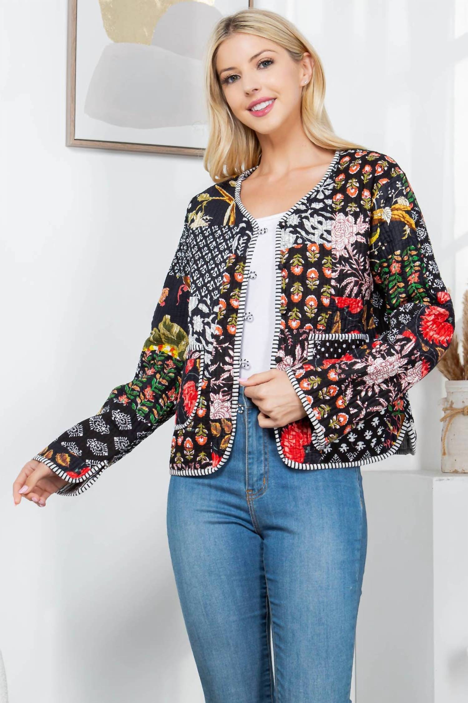 La Soul - Floral Print Quilted Patch Cotton Jacket